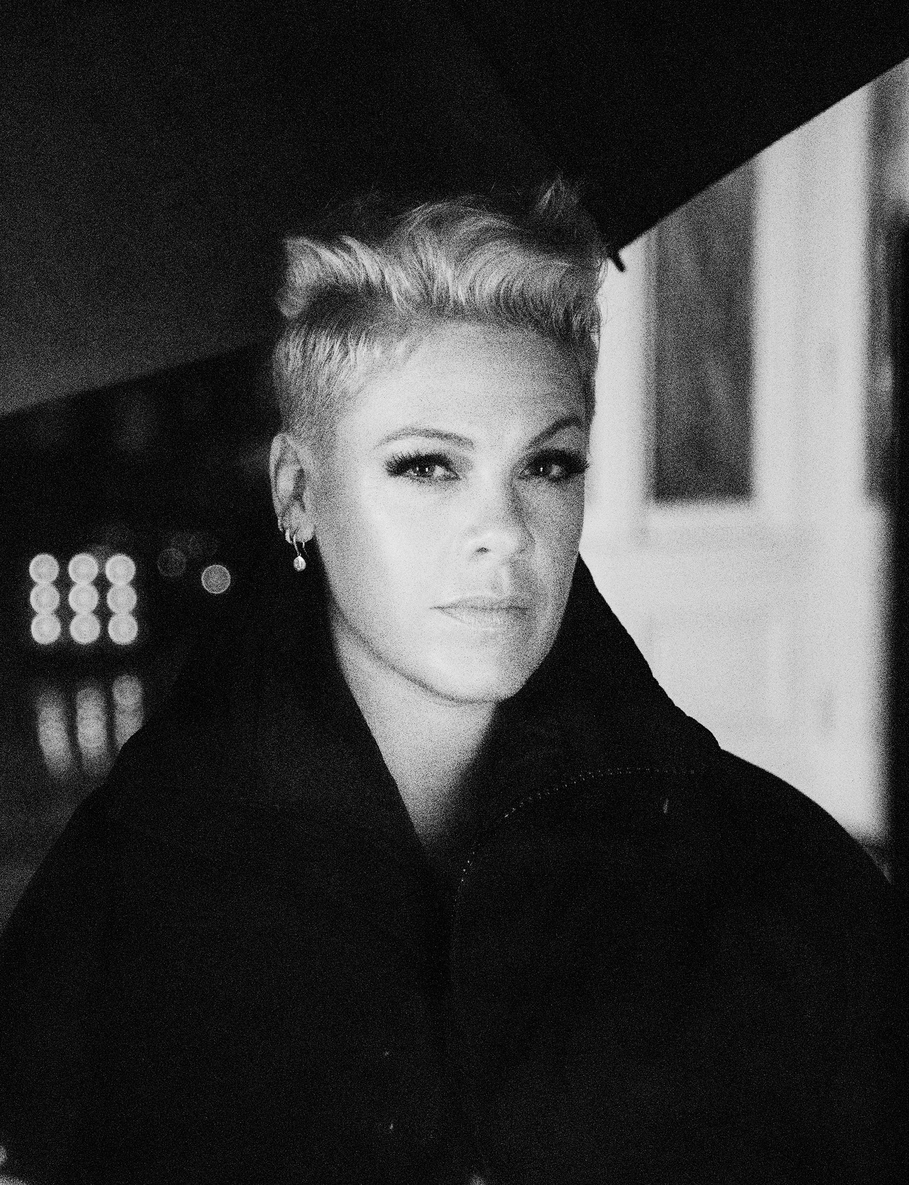 "Walk Me Home" Pink mit neuem Video Tour durch Deutschland geplant