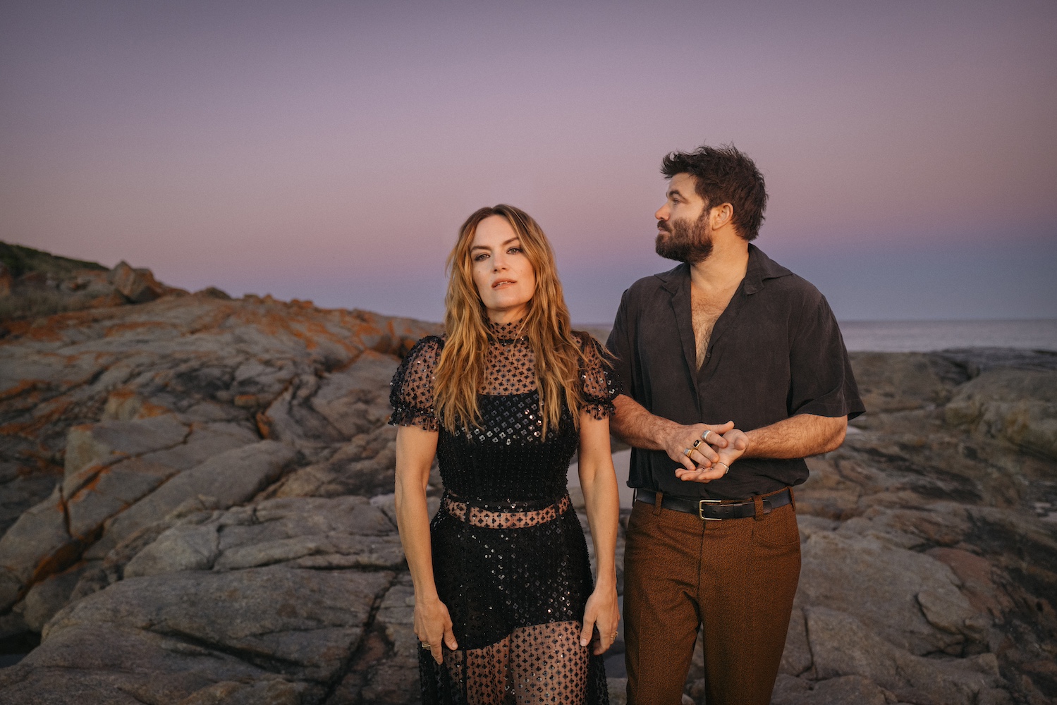 Interview: Julia Stone über das neue Album „Karaoke Bar“ und die Arbeit mit ihrem Bruder Angus
