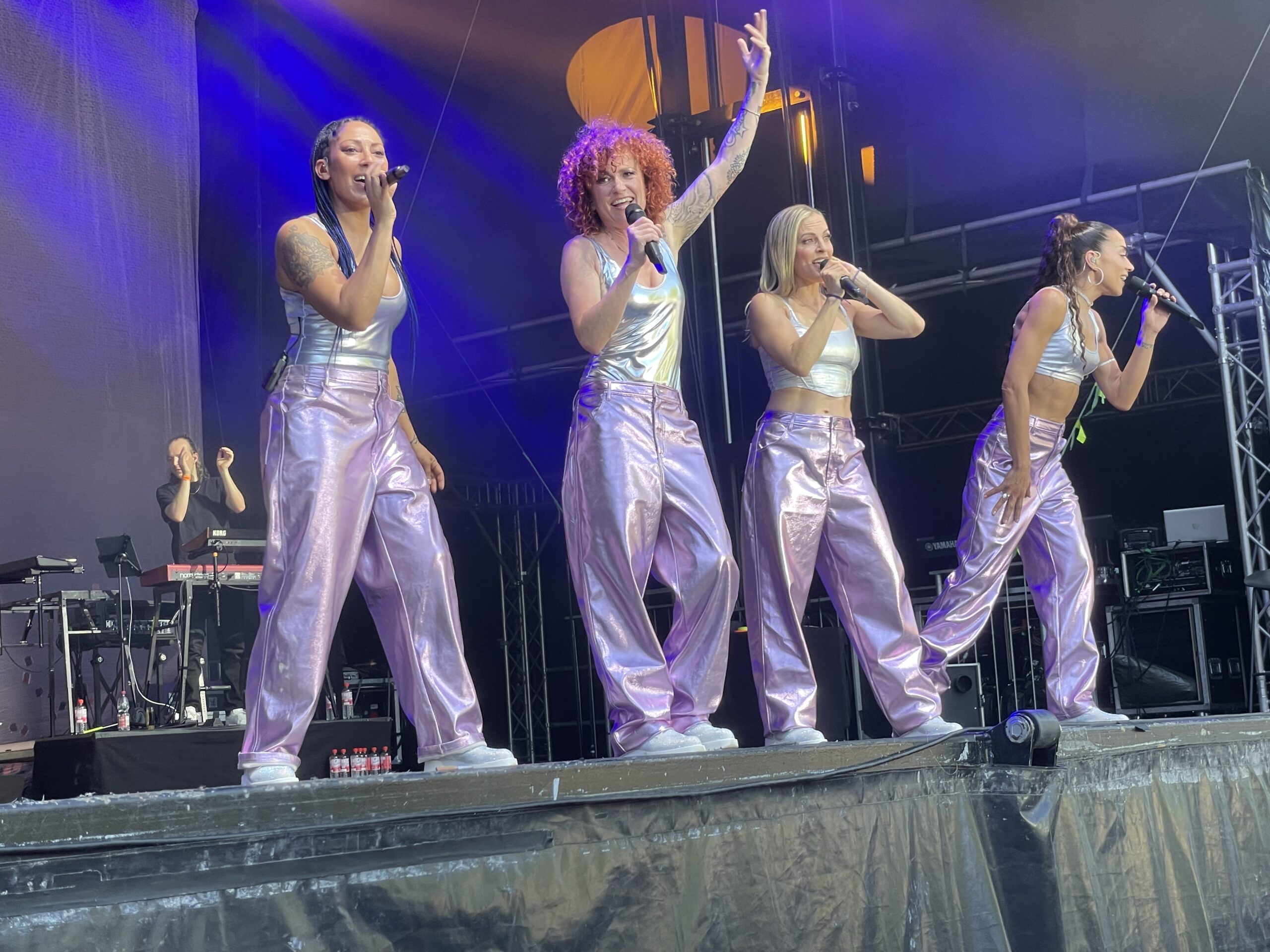 Live: No Angels in Mainz – Gefangen in der Zeitkapsel